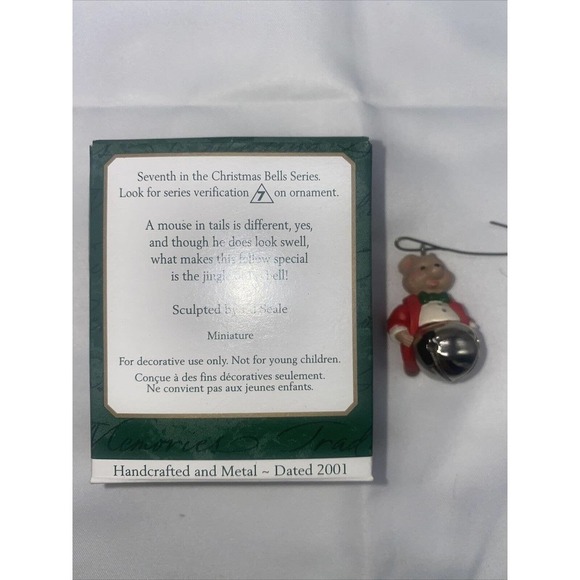 Hallmark Keepsake Miniature Christmas Bells 2001 7th In Series Mouse Ornament - Picture 2 of 5